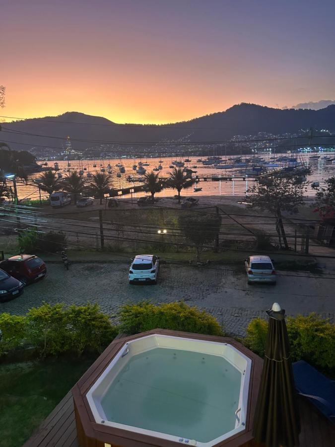 Casa Amarela Bed & Breakfast Angra dos Reis Bagian luar foto