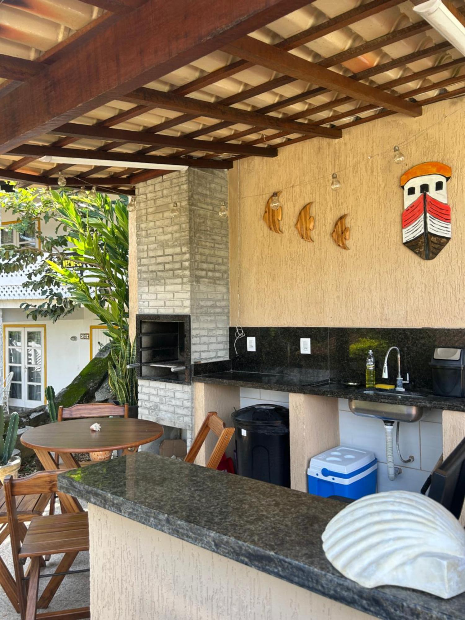 Casa Amarela Bed & Breakfast Angra dos Reis Bagian luar foto