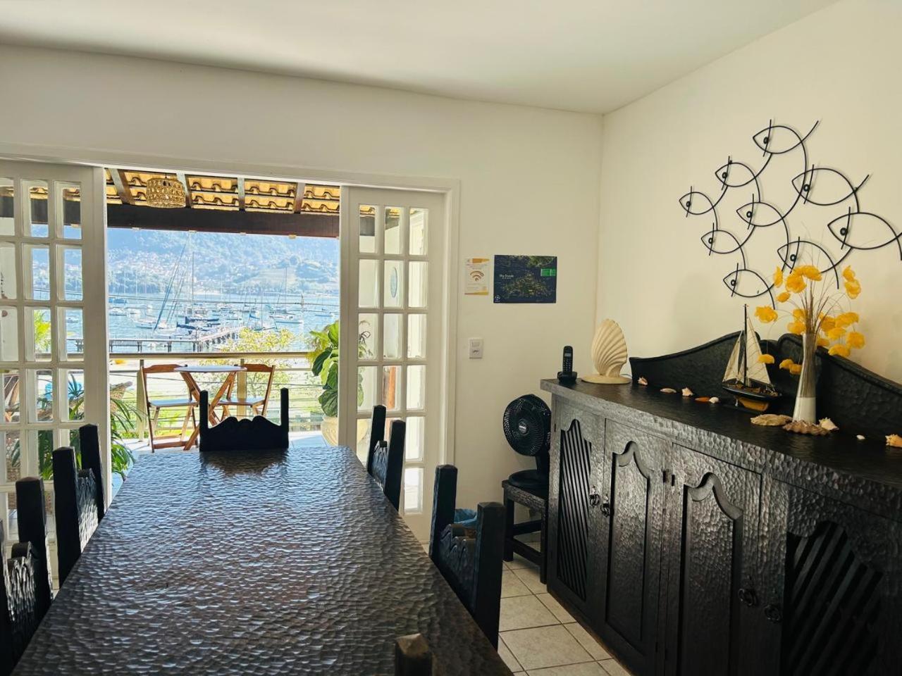 Casa Amarela Bed & Breakfast Angra dos Reis Bagian luar foto